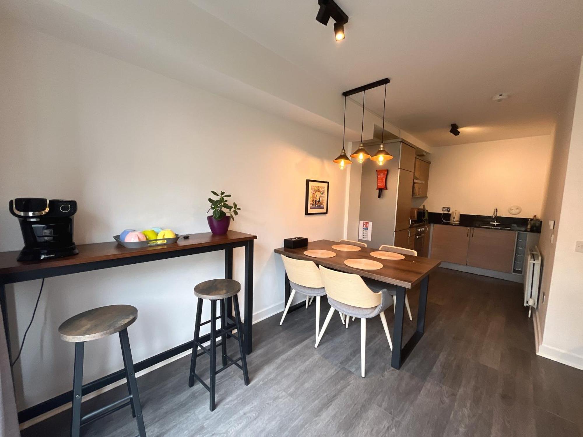 Apartment 2 Bath Free Parking เอดินบะระ ภายนอก รูปภาพ